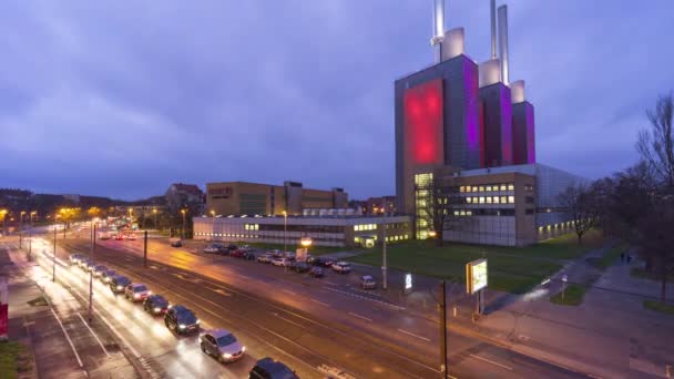 Hannover, Germania - 27 novembre 2017: Centrale elettrica di Hannover-Linden al mattino presto — Video Stock