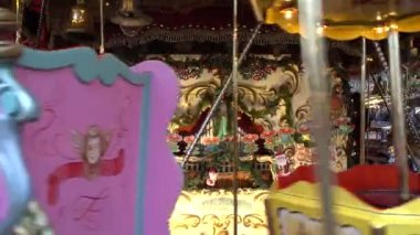 Hannover, Almanya - 01 Aralık 2017: Noel pazarı eski Hannover şehir. Aşağı Saksonya.