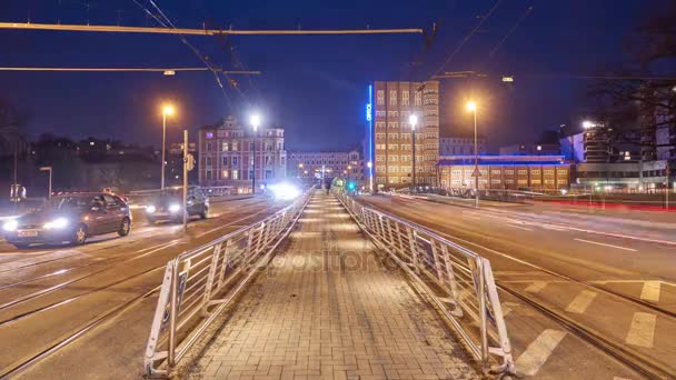 De mening van de straat van de Hannover op winteravond. Time-lapse — Stockvideo