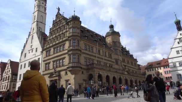罗腾堡陶伯, 德国-2018年3月31日: 罗腾堡的街道看法陶伯, 一个保存完好的中世纪老镇在中间 Franconia 在巴伐利亚在普遍的浪漫路通过南部 — 图库视频影像