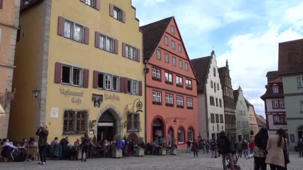 Rothenburg ob der Tauber, Germany - March 31, 2018: Street view of Rothenburg ob der Tauber, a well-preserved medieval old town in Middle Franconia in Bavaria on popular Romantic Road through southern — Stock Video