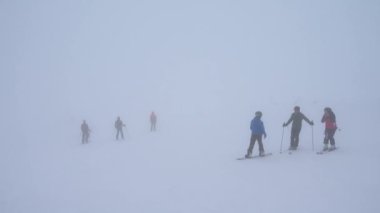 Soelden, Avusturya - 30 Mart 2018: Popüler kayak merkezi Avusturya'da Soelden görünümünü