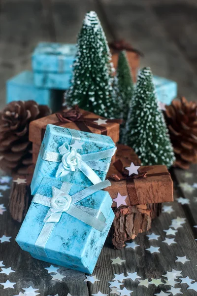 Regalos de Navidad y decoración — Foto de Stock