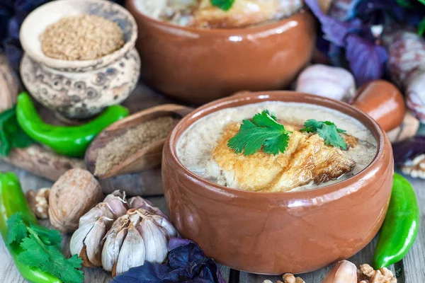 Satsivi - walut soslu tavuk