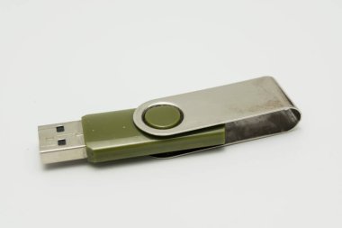 Metal kaplamalı usb çubuğu