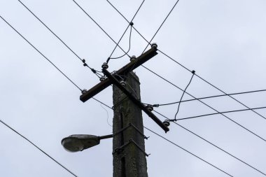 yüksek voltaj kulesi, elektrik iletimi