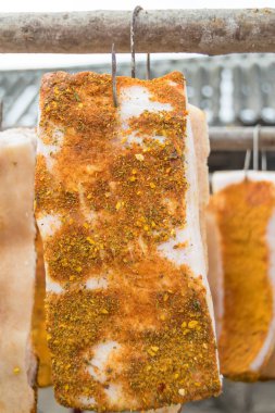 Havada baharatlı domuz jambonu