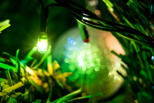 Fondo Luces Navidad Con Árbol Artificial —  Fotos de Stock