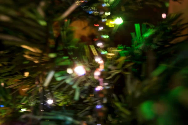 Weihnachtsbeleuchtung Hintergrund Mit Einem Künstlichen Baum — Stockfoto