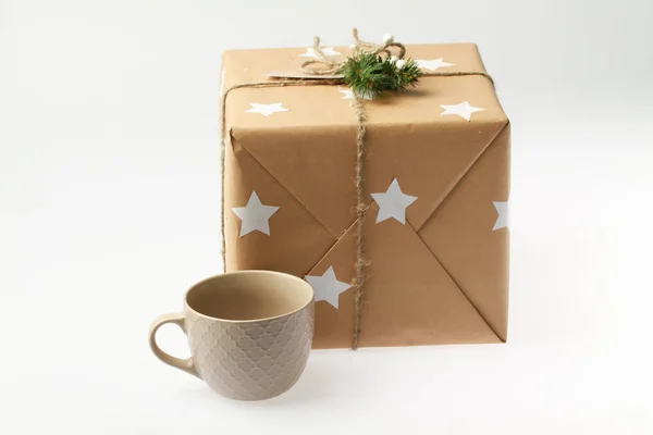 컵 수 제 선물 상자입니다. 새 해 선물. — 스톡 사진