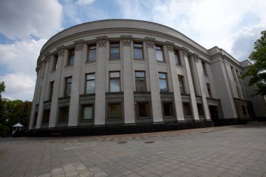 06.05.2020 Ukrayna. Kyiv. Ukrayna Parlamentosu binası. Verkhovna Rada.