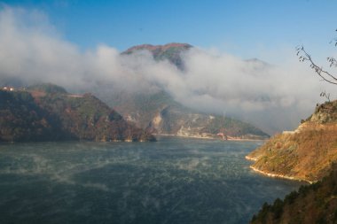 Artvin Türkiye 'deki Sisli Dağlar Karadeniz