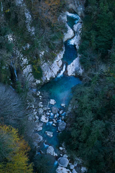 Fluss Wald Luftaufnahme Steine Bäume — Stockfoto