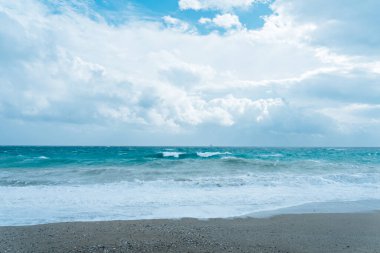 Türkiye Antalya 'da Akdeniz Fırtınası ve yağmur bulutları