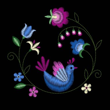 Swallow kuşlar, yaka için kır çiçekleri ile nakış dikiş. Moda Tekstil, kumaş geleneksel halk dekorasyon için süsleme işlemeli. Vektör çizim.