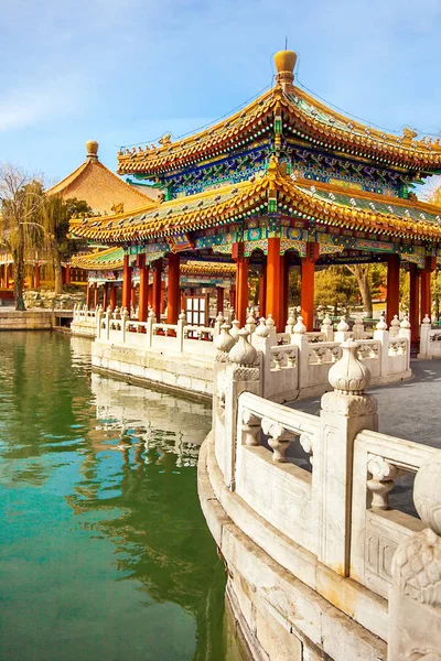 Pekin Çin Beihai parkta