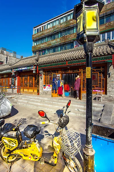 Huguosi Street no distrito de Xicheng Pequim China do Norte em — Fotografia de Stock