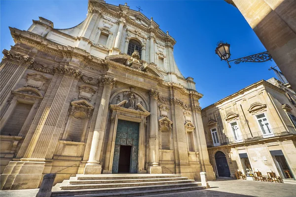 En la iglesia Chiesa di Sant 'Irene en Lecce Puglia Italia — Foto de Stock