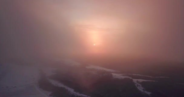 Красива зимова природа повітряні кадри сходу сонця — стокове відео