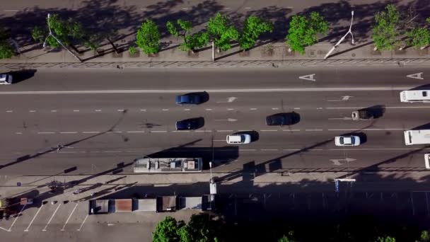 无人机俯瞰空中俯瞰交通 — 图库视频影像