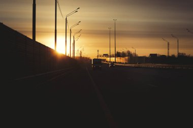 Sunrise sabah Otoban yolu üzerinde 
