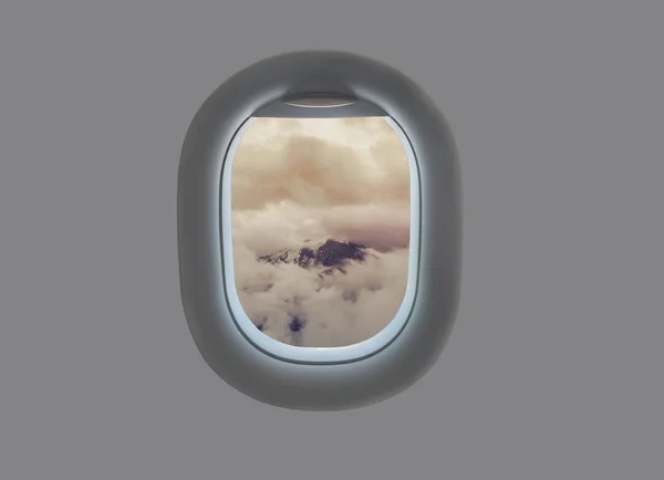 山や飛行機の窓でイタリアの南チロルの雲の風景. — ストック写真