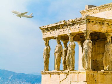 Akropolis Tepesi, Atina, Yunanistan 'daki Parthenon' da uçak ve süvarilerin heykellerinin ayrıntıları