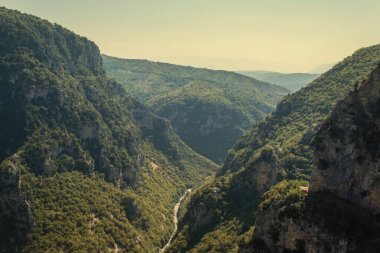 Gündüzleri dağların manzarası, seyahat kavramı 