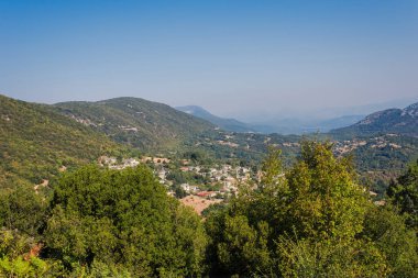 Gündüzleri dağların havadan görünüşü