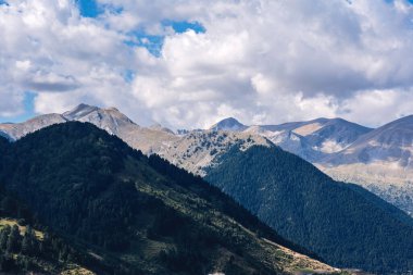 Yunanistan 'ın kuzeyindeki Pindus Dağı panoramik görünümlü