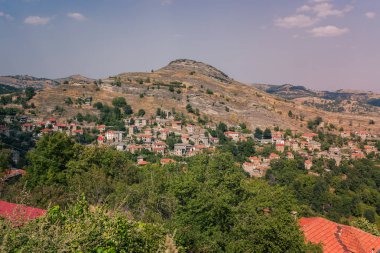 Dağ şehrinin manzarası