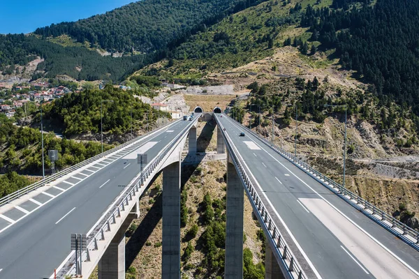 Widok Lotu Ptaka Autostradę Metsovo Most Metsovitikos Epirus Góry Pindus — Zdjęcie stockowe