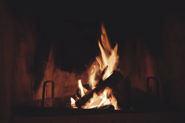 Close Burning Firewood Fireplace — Stock Photo, Image