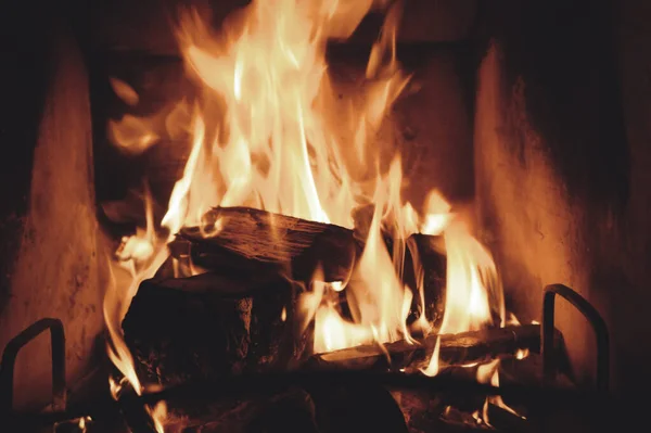 Close Burning Firewood Fireplace — Stock Photo, Image