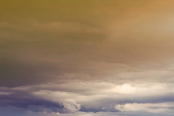 Raggi Sole Attraverso Nuvole Caso Pioggia Concetto — Foto Stock