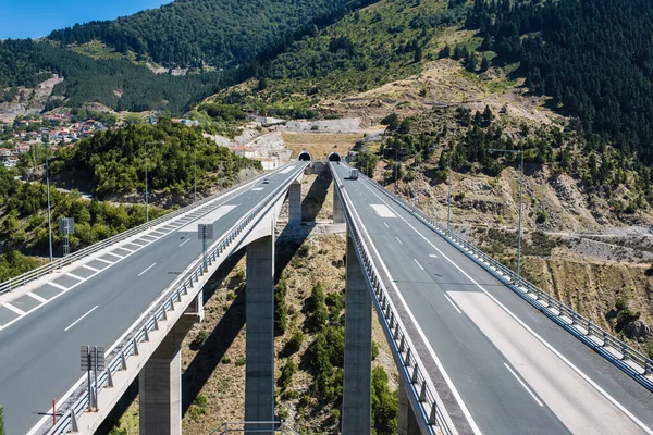 Widok Lotu Ptaka Autostradę Metsovo Most Metsovitikos Epirus Góry Pindus — Zdjęcie stockowe