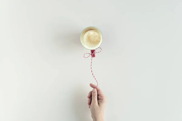 Woman Hand Inflatable Air Flying Balloon Made Cup Coffee Hanging — 图库照片