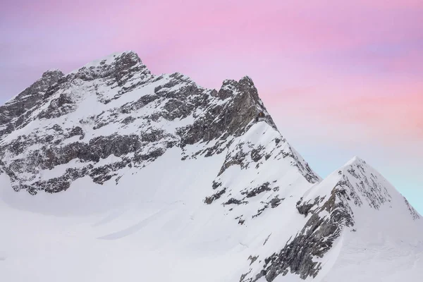 Snowy Summits Mount Jungfrau Bernese Alps Backdrop Sunset Sky Pastel — Stock Photo, Image