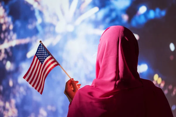 Muslim Woman Scarf Holding American Flag Fireworks Night — Stock Photo, Image