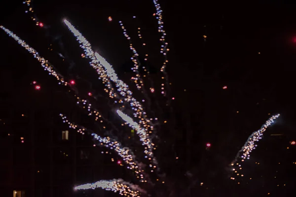 Ünnepi Színes Tűzijáték Világít Éjszakai Égbolton Közelről — Stock Fotó