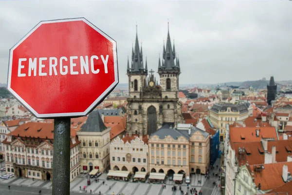 Sinal Emergência Centro Cidade Praga Queda Financeira Economia Mundial Por — Fotografia de Stock