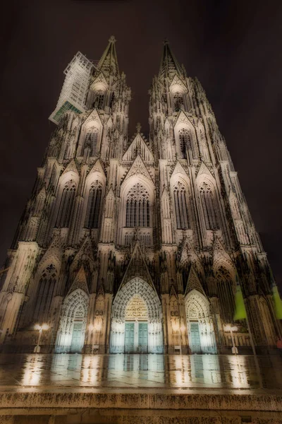 Cologne, Germany - March 10, 2019: Interesting panoramic view of — Stock Photo, Image