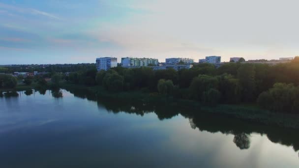 Drone Vidéo Lac Dans Petite Ville Autour Bois Drone Nous — Video