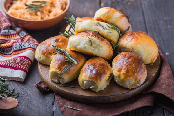 Ready Made Baked Pies Cabbage Traditional Russian Cuisine Dinner Treats — Stock Photo, Image