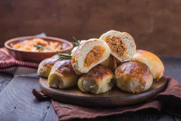 Ready Made Baked Pies Cabbage Traditional Russian Cuisine Dinner Treats — Stock Photo, Image