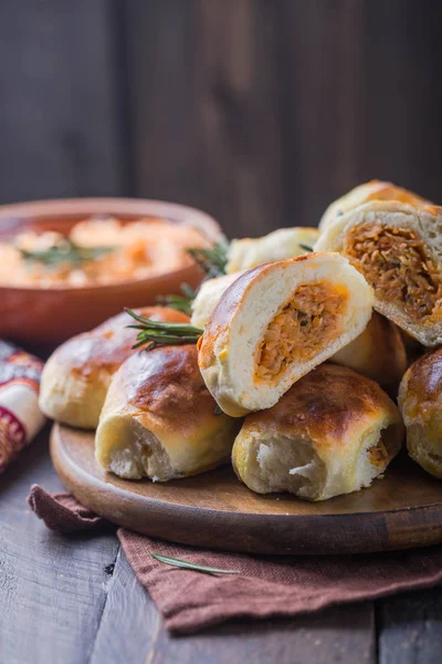 Ready Made Baked Pies Cabbage Traditional Russian Cuisine Dinner Treats — Stock Photo, Image