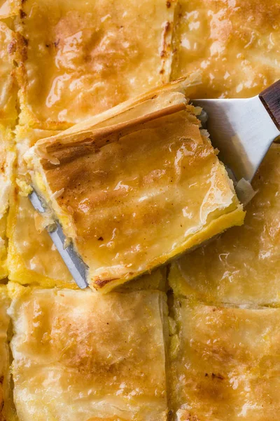 Natilla Galaktoboureko Bougatsa Postre Tradicional Griego Horneado Una Sartén Con — Foto de Stock