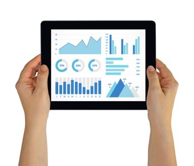 Ekranda grafikler ve elemanları ile tablet holding eller