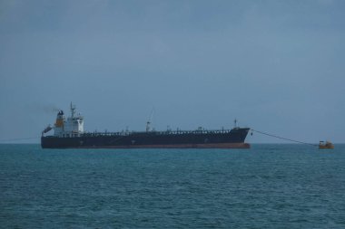 açık denizde kargo tankeri, nakliye aracı