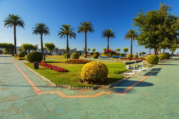 Vista al parque en la ciudad de santander — Foto de Stock